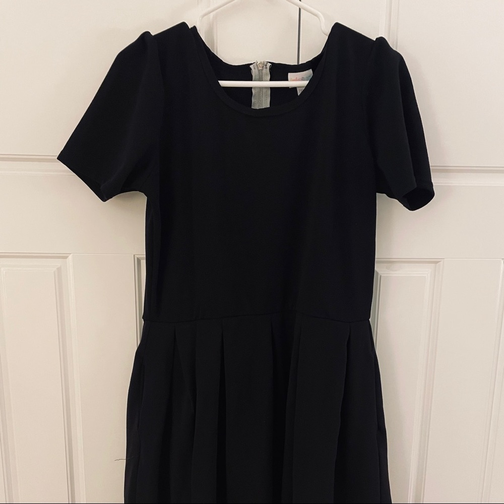 Black Amelia LuLaRoe dress